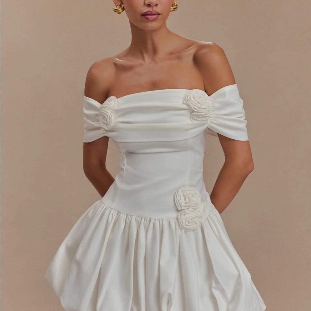 Meshki Giovanna Off Shoulder Mini Dress - White